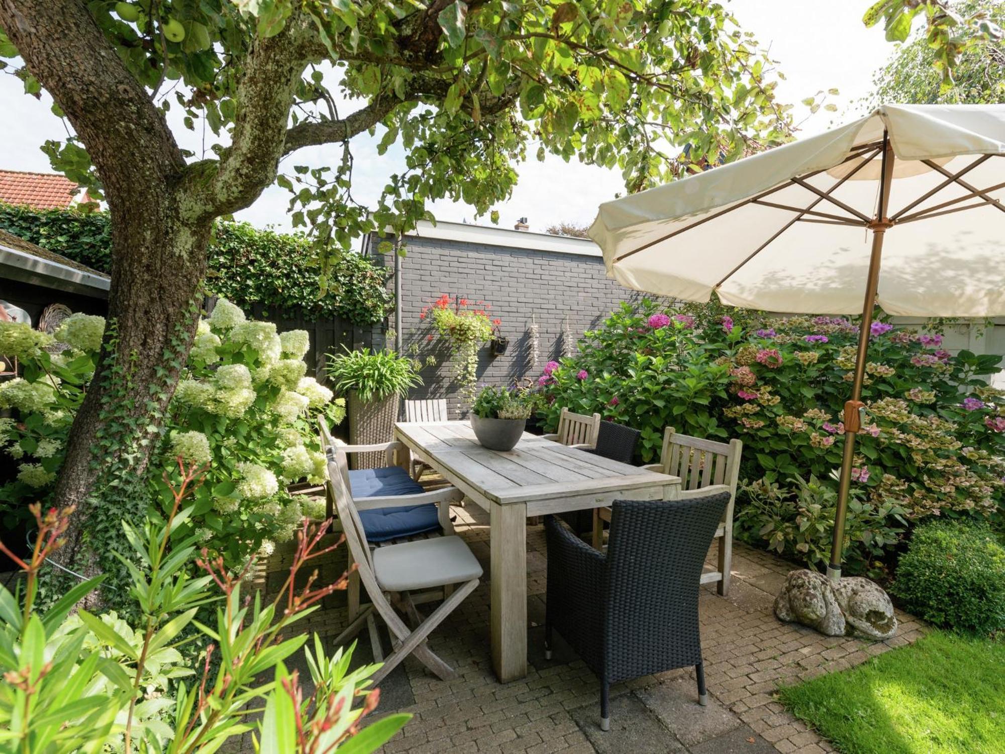 Alluring Apartment In Bergen With Terrace Garden And Bbq Eksteriør bilde